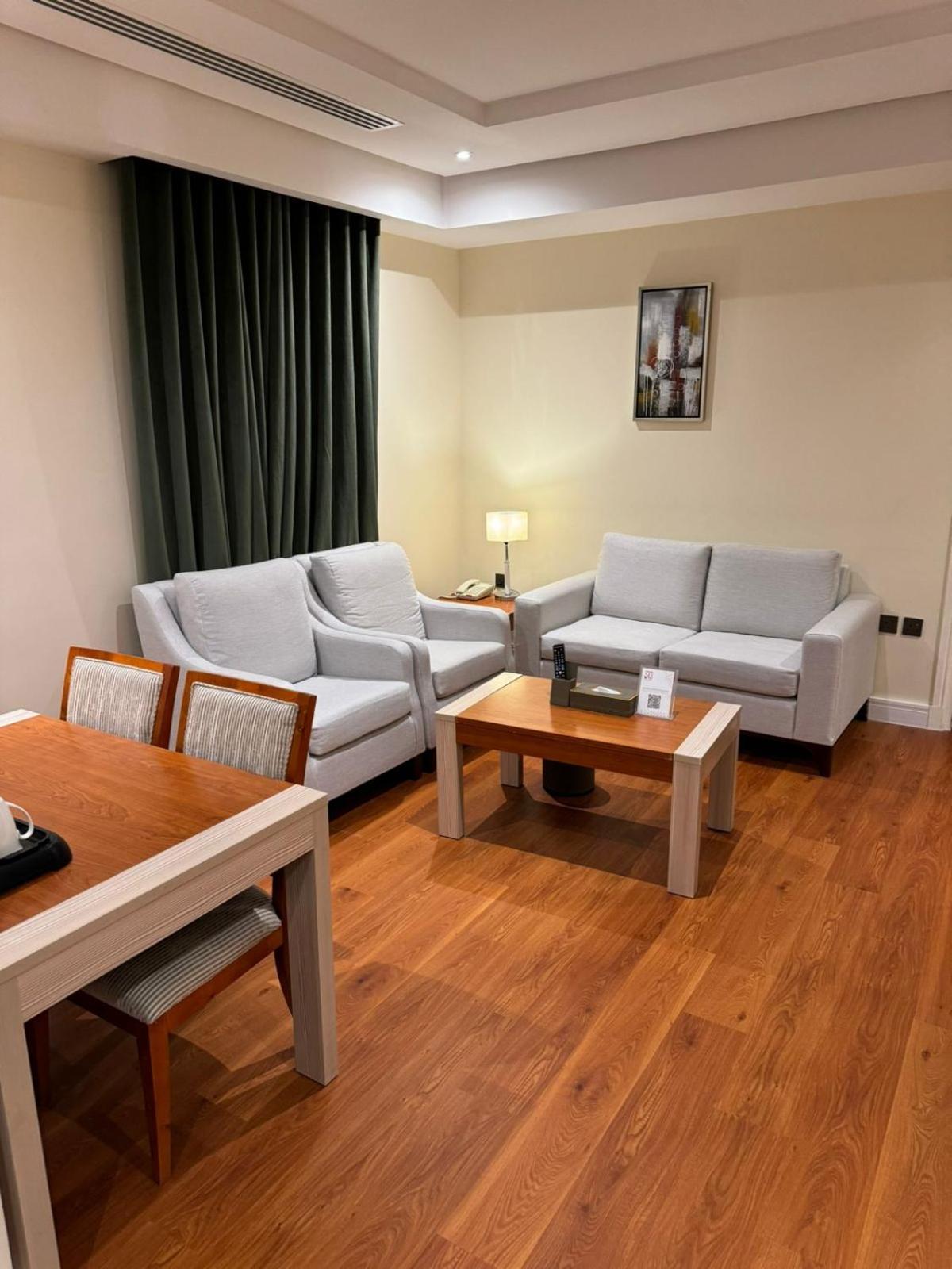 Roof Hotel Apartments Rijad Zewnętrze zdjęcie